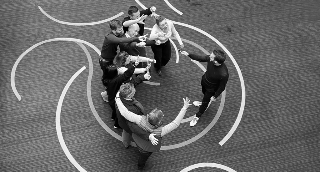 Image de cas client: l'équipe Galderma et Fairywell durant une activité de team building
